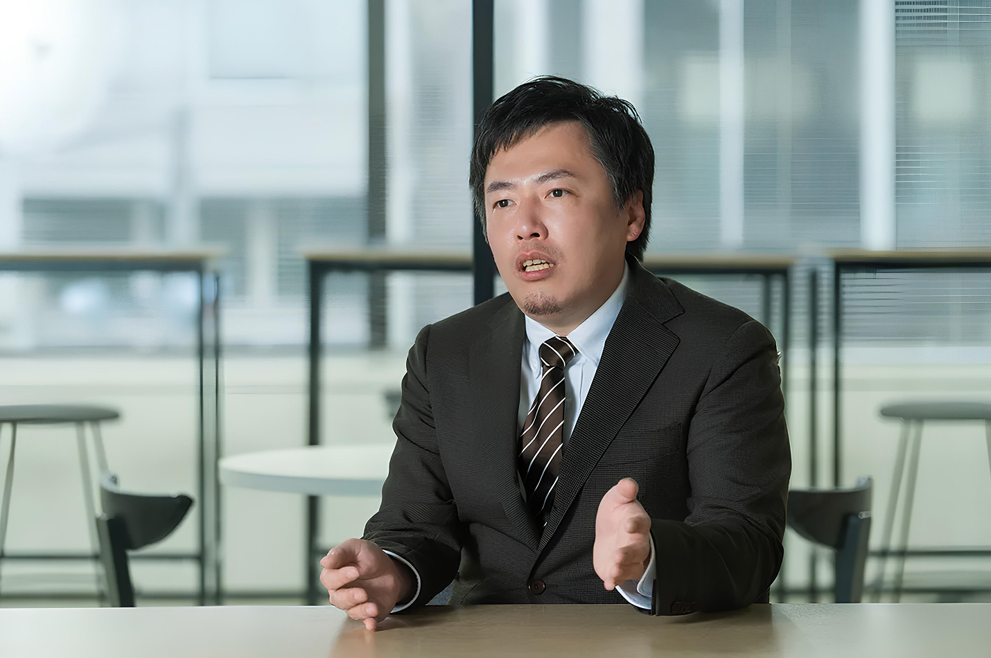 Yasutaka Fujii leads the development of satellite-based solutions at part of the Defense & Space Systems Division in Mitsubishi Electric’s Space Business Development Center